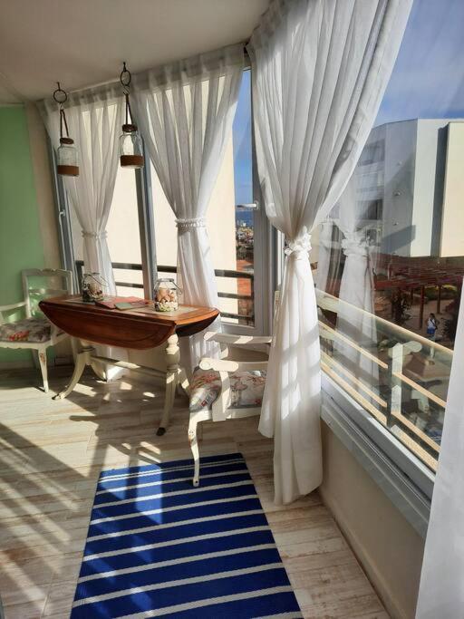 Apartamento Hermoso Departamento Frente Al Mar *